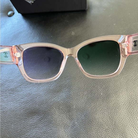 Chanel sunglasses - pink with gradient gray lenses - Picture 10 of 12